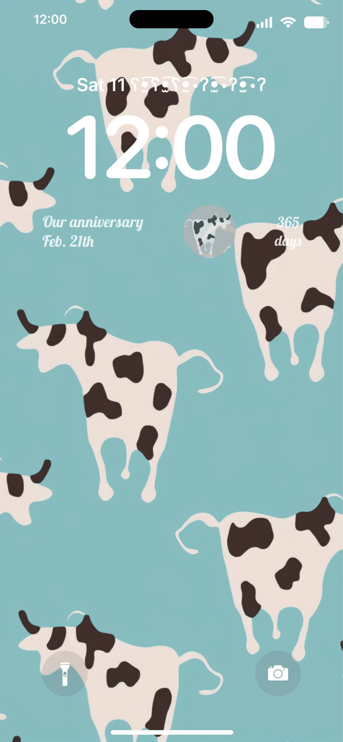 Cow print pattern x light blue lock screen Lockscreen[mdz2i7X80dULuI5Hs9mr]