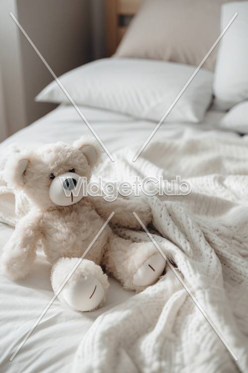 Cute Teddy Bear on a Cozy Bed Wallpaper [3d625220871d4f70a29c]